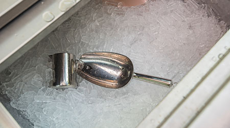 How to Clean Your Ice Machine Bin - EasyIce